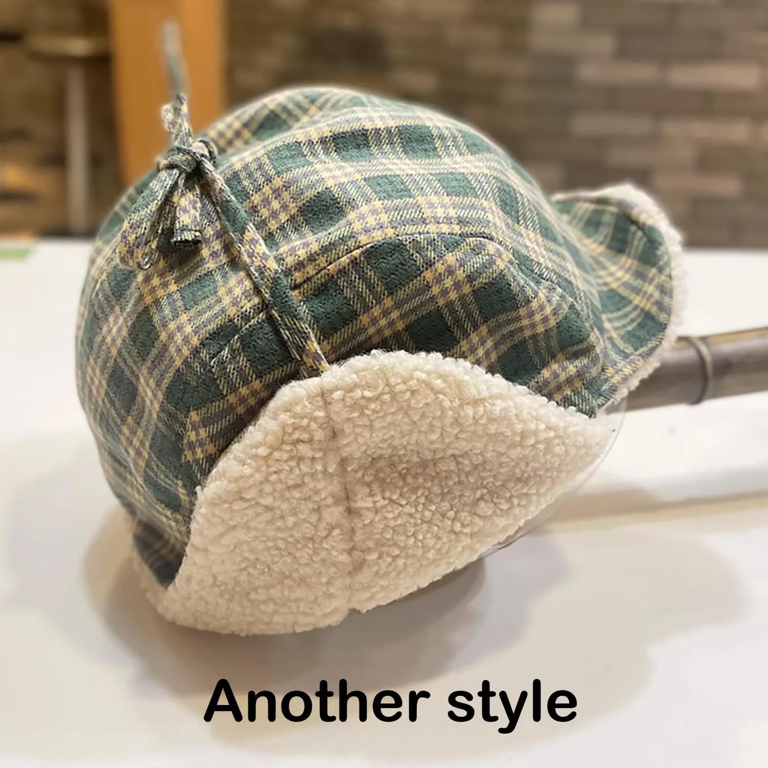 Reversible Winter Hat with Ear Flaps for Men Women,Ladies Plaid Hat with Ear Flaps,Lamb Wool Lining Flannel Beanie