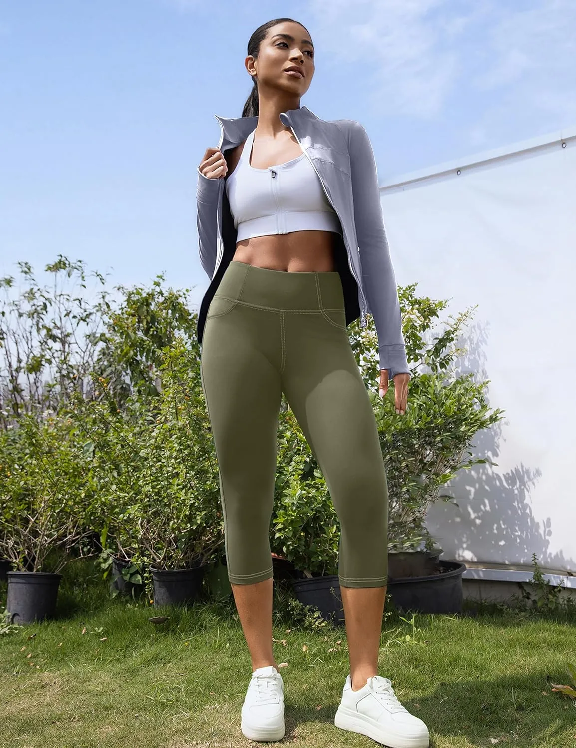 VOOVEEYA Capri Leggings for Women, High Waisted Yoga Pants with Back Pockets Crop Workout Capris Pants
