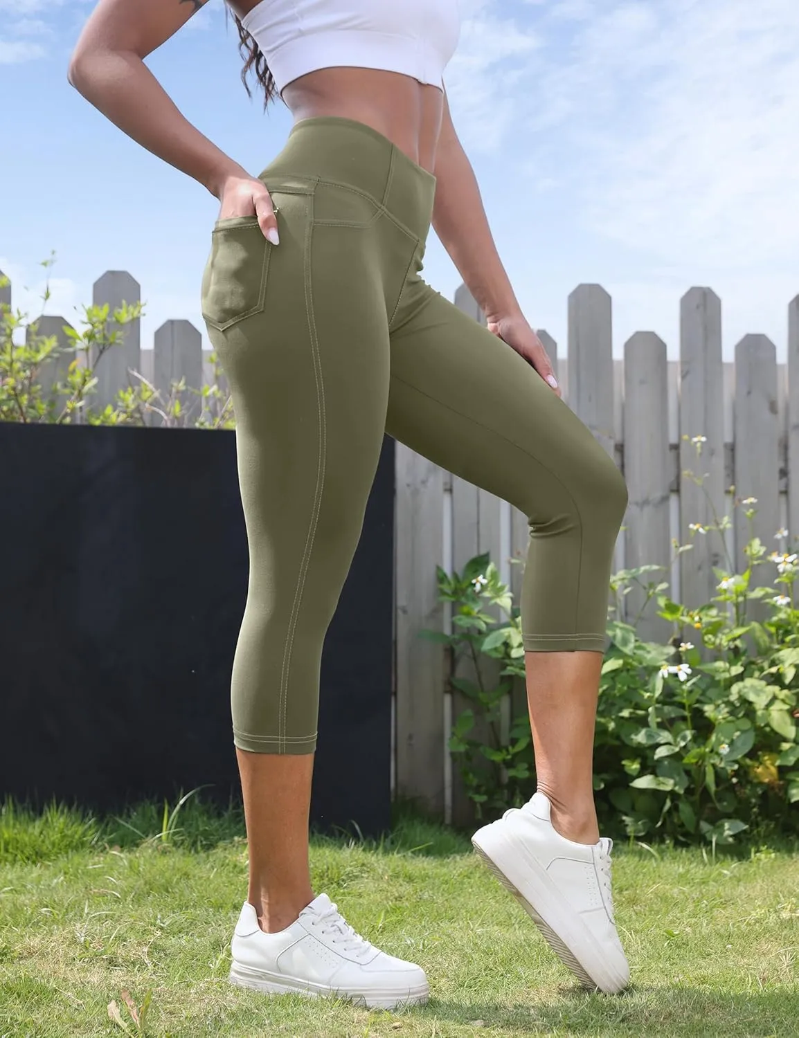 VOOVEEYA Capri Leggings for Women, High Waisted Yoga Pants with Back Pockets Crop Workout Capris Pants